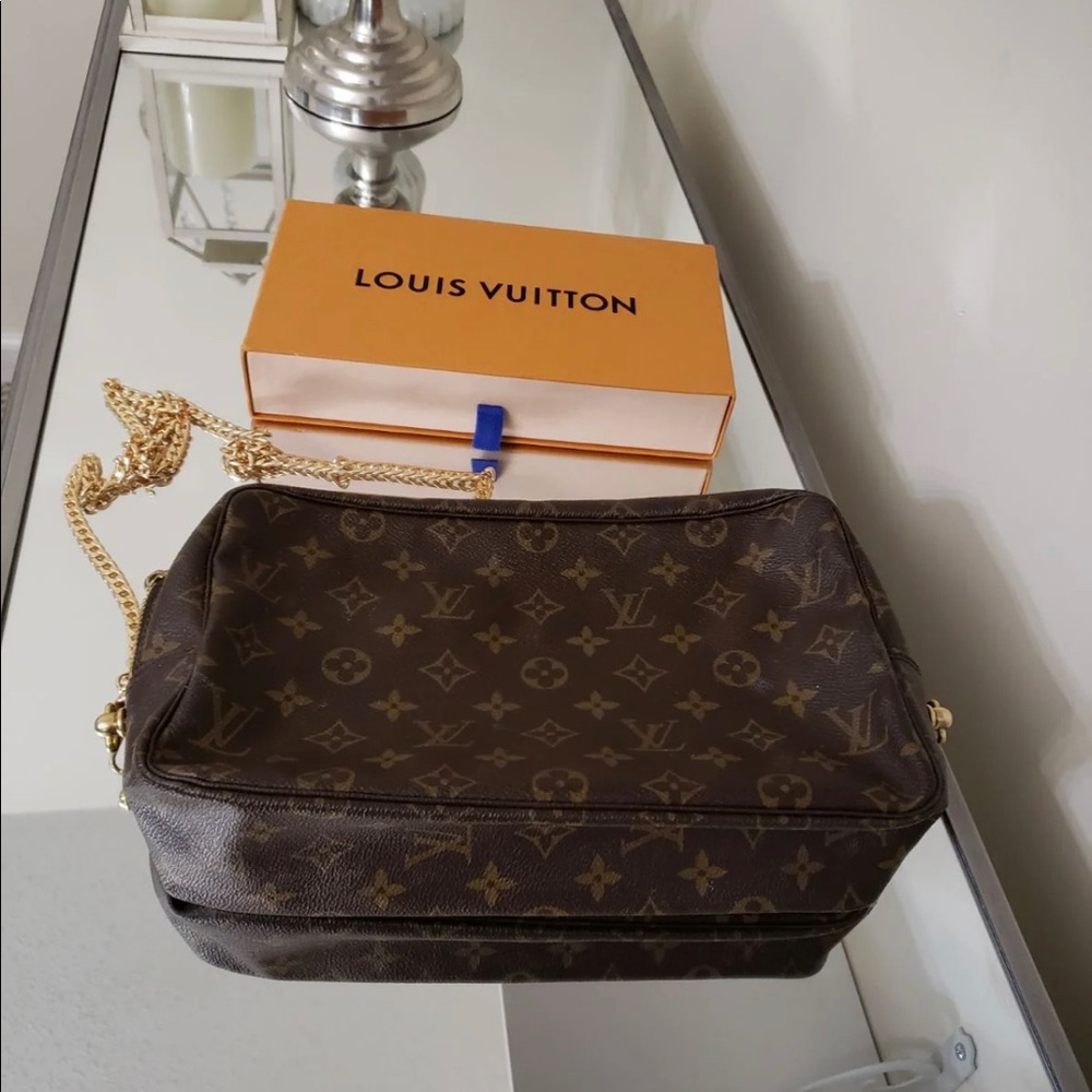 Authentic Louis Vuitton crossbody